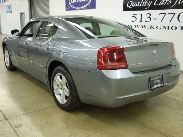 2006 Dodge Charger Base