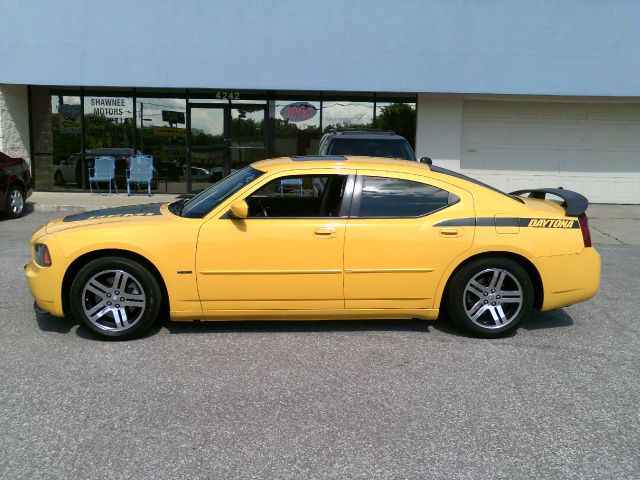 2006 Dodge Charger Deluxe Convertible