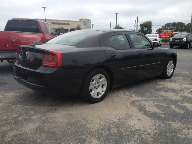 2006 Dodge Charger Base