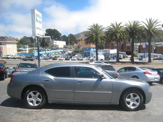 2006 Dodge Charger SE