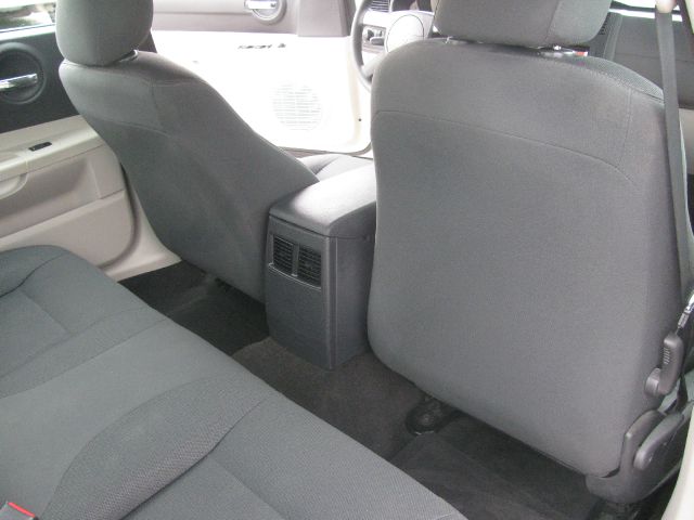 2006 Dodge Charger Unknown