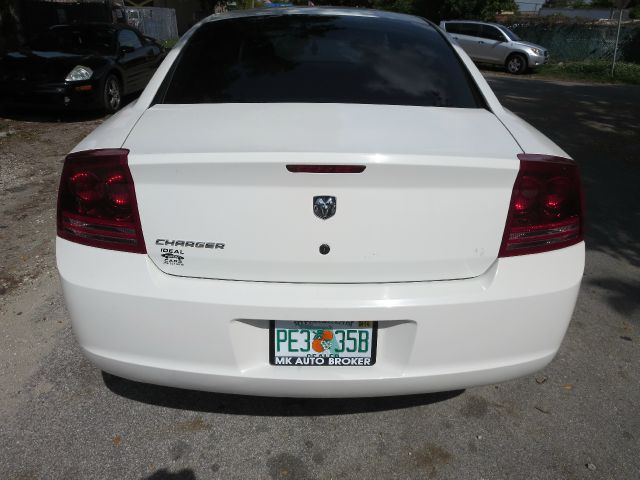 2006 Dodge Charger Unknown