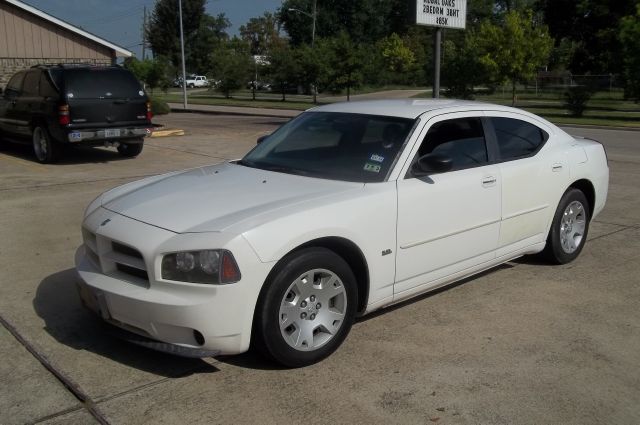 2006 Dodge Charger Base