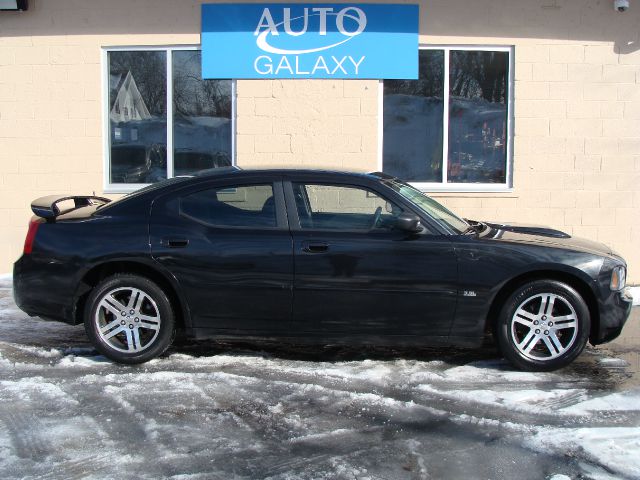 2006 Dodge Charger Base