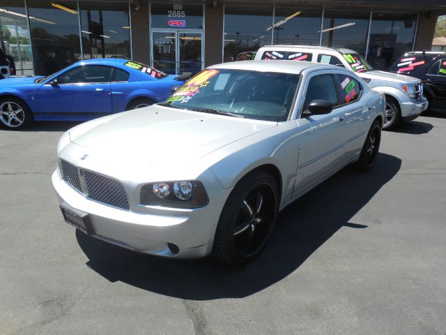 2006 Dodge Charger Base