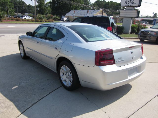 2006 Dodge Charger Base