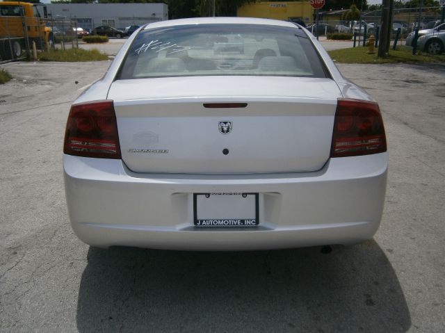 2006 Dodge Charger Base
