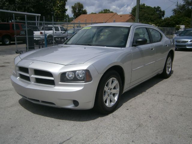 2006 Dodge Charger Base