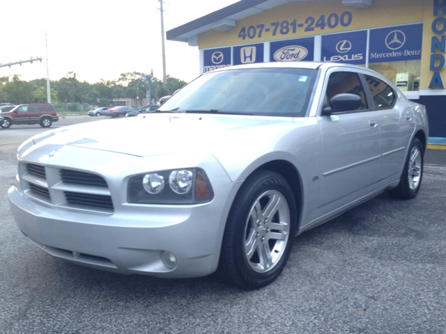 2006 Dodge Charger Base
