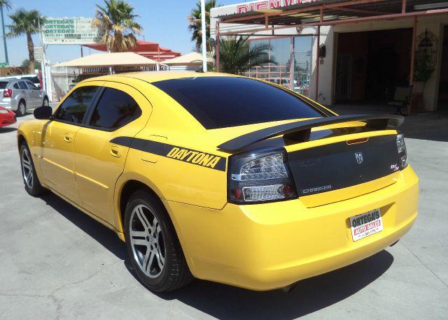 2006 Dodge Charger T6 Sport Utility 4D