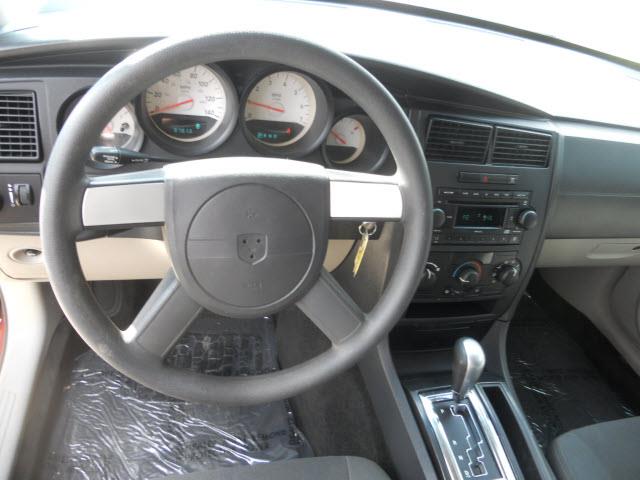 2006 Dodge Charger SE