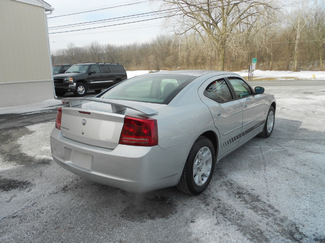2006 Dodge Charger SE