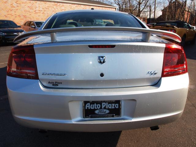 2006 Dodge Charger SLT 25