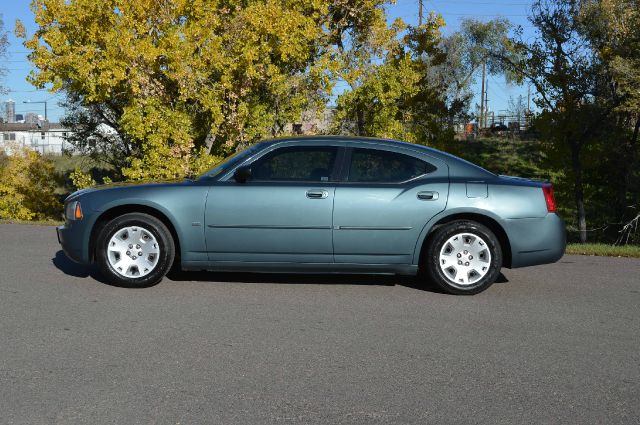 2006 Dodge Charger Base