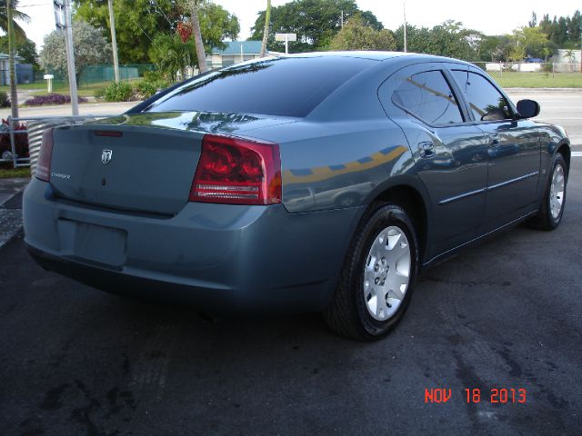 2006 Dodge Charger Base