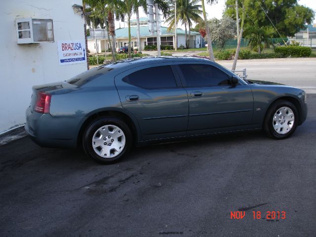 2006 Dodge Charger Base
