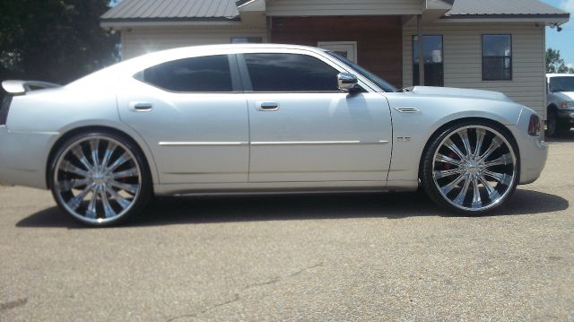 2006 Dodge Charger Deluxe Convertible