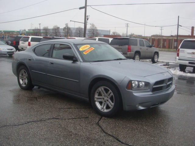 2006 Dodge Charger Base