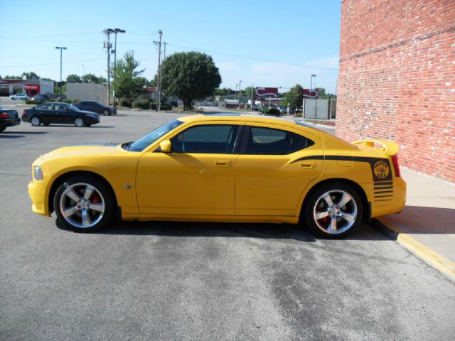 2007 Dodge Charger XLS 4WD