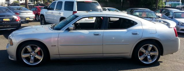 2007 Dodge Charger XLS 4WD