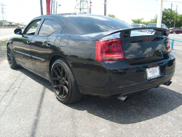 2007 Dodge Charger XLS 4WD