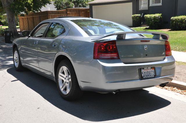 2007 Dodge Charger Deluxe Convertible