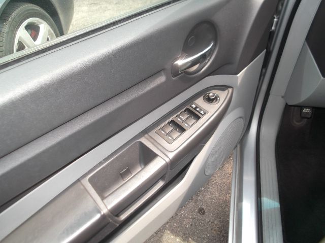 2008 Dodge Charger SE