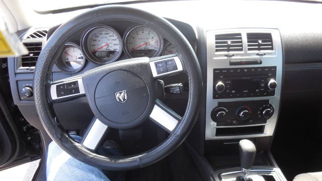 2008 Dodge Charger XLS 4WD