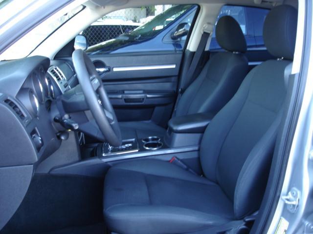 2009 Dodge Charger SE