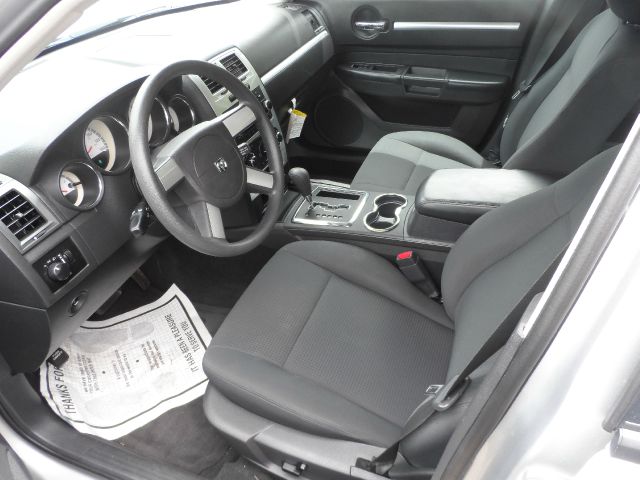 2010 Dodge Charger Base