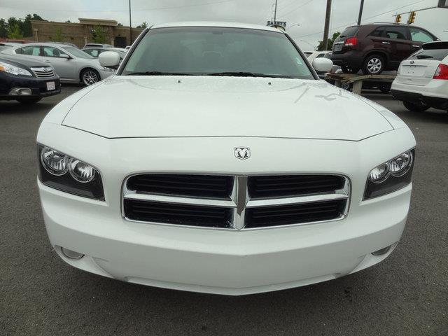 2010 Dodge Charger 8 Cyl