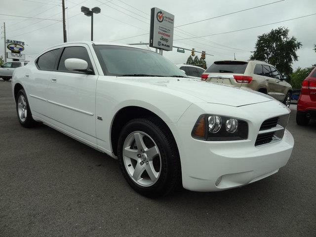 2010 Dodge Charger 8 Cyl