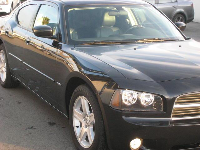 2010 Dodge Charger SLT 25