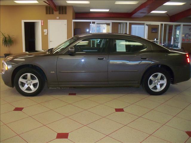 2010 Dodge Charger 8 Cyl