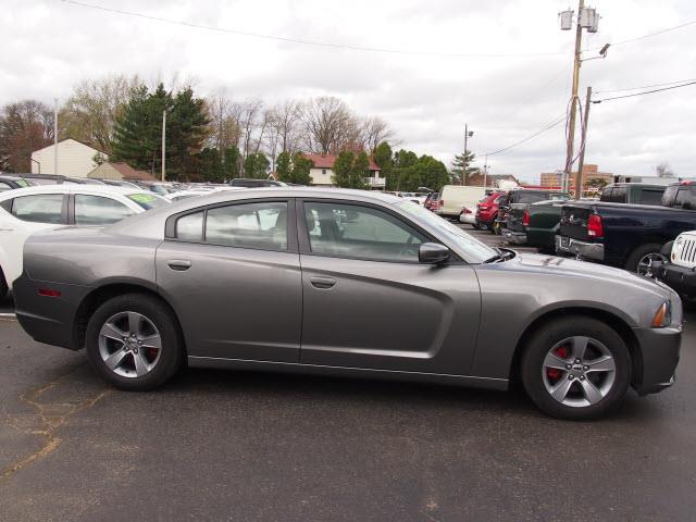 2011 Dodge Charger SE