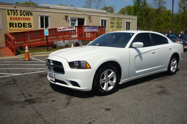 2011 Dodge Charger SE