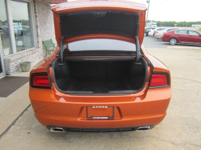 2011 Dodge Charger 8 Cyl