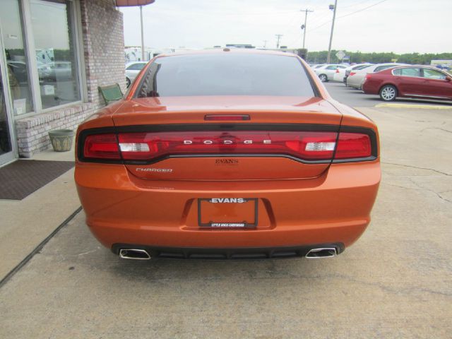 2011 Dodge Charger 8 Cyl