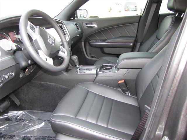 2011 Dodge Charger SLT 25