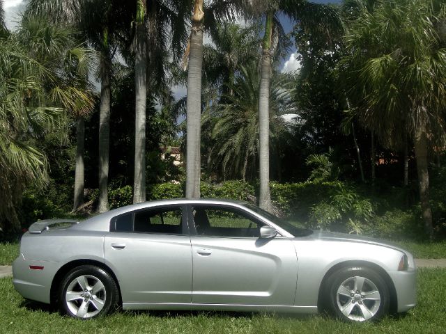 2012 Dodge Charger SE
