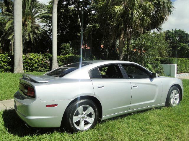 2012 Dodge Charger SE