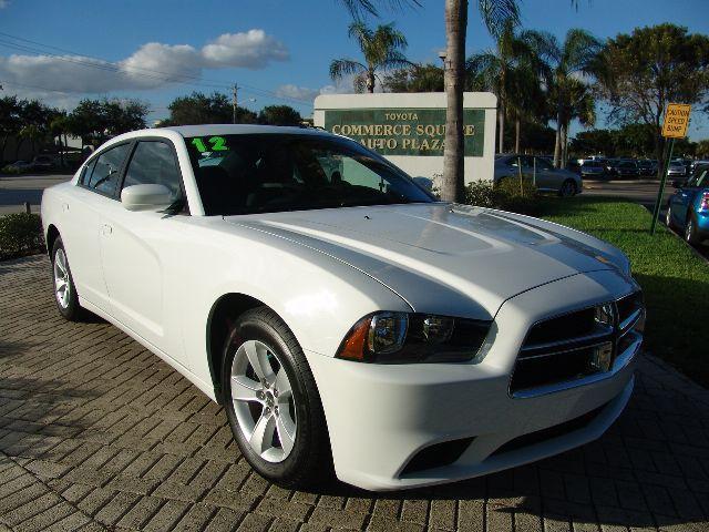 2012 Dodge Charger SE