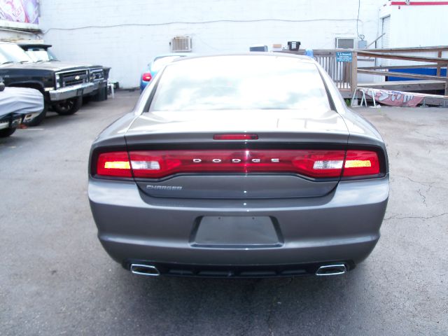2012 Dodge Charger SE