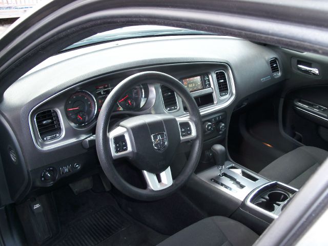 2012 Dodge Charger SE