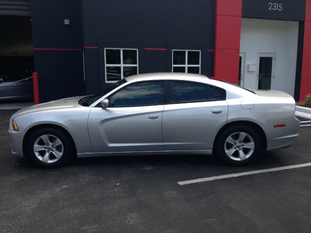 2012 Dodge Charger SE