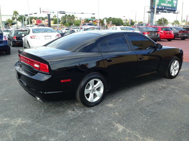 2012 Dodge Charger SE
