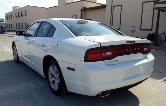 2012 Dodge Charger SE