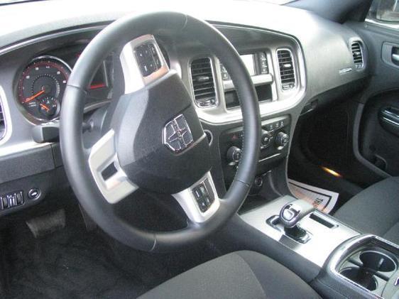 2012 Dodge Charger SE