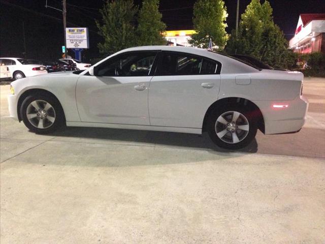 2012 Dodge Charger 8 Cyl