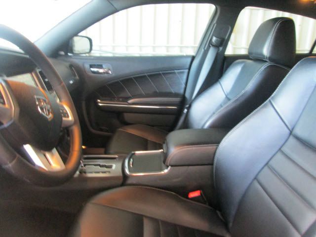 2013 Dodge Charger Deluxe Convertible